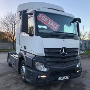 2015 Mercedes-Benz Actros_01