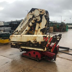 Truck-mounted crane for sale_01